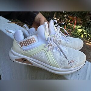 PUMA Cream Softride Enzo 5 Women’s Athletic Sneakers Size 8.5 Softfoam Insole